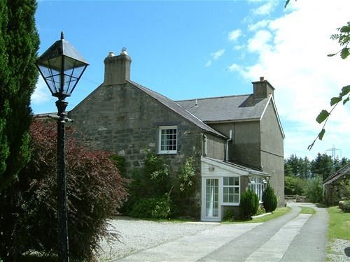Garndolbenmaen Cefn Uchaf Guesthouse מראה חיצוני תמונה