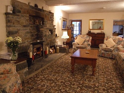 Garndolbenmaen Cefn Uchaf Guesthouse מראה חיצוני תמונה